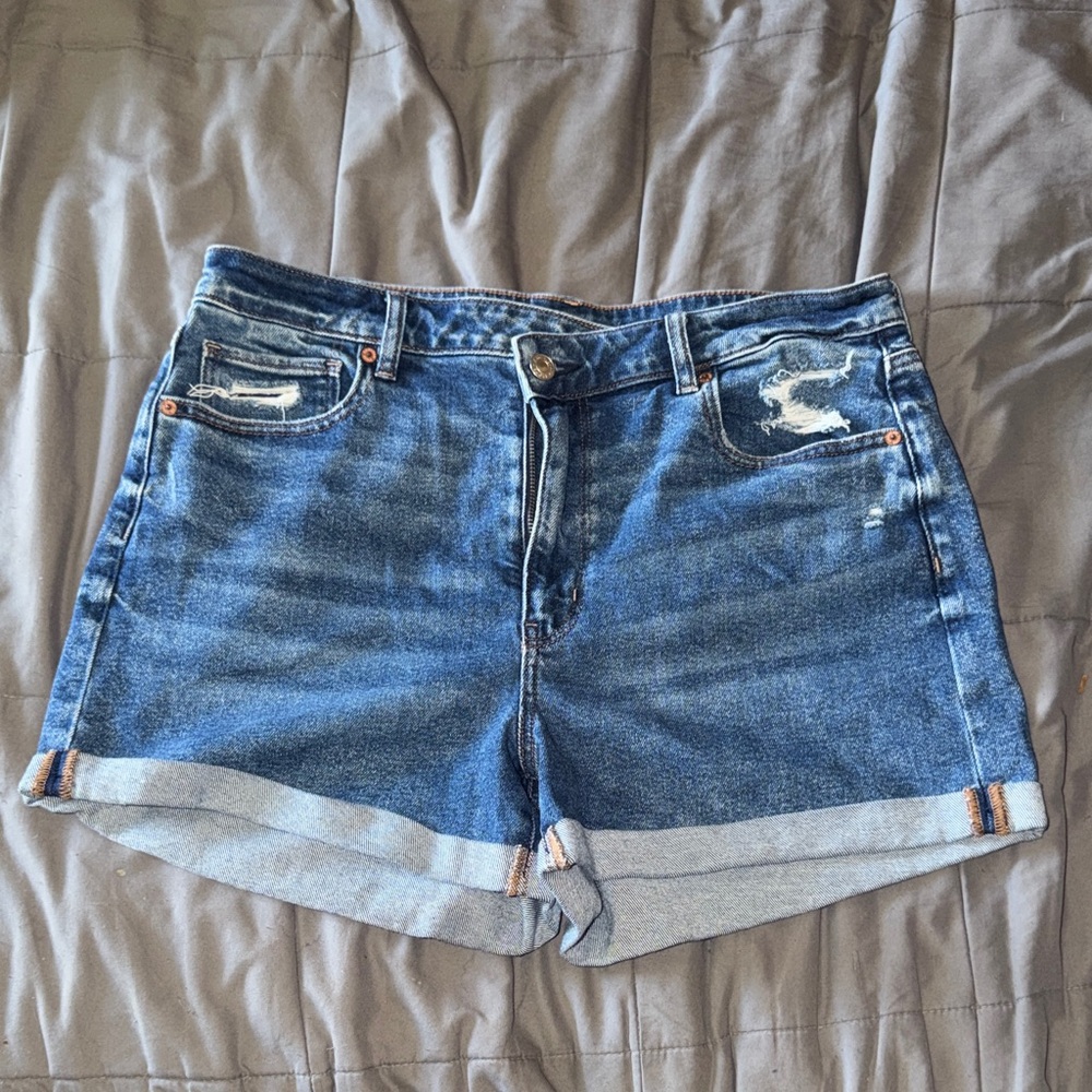 Women's Blue Denim Roll-Cuff Shorts